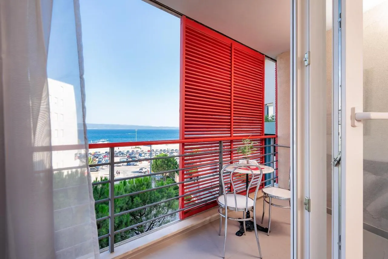 Beachfront Apartment Zeljko Split